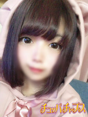 ゆりな